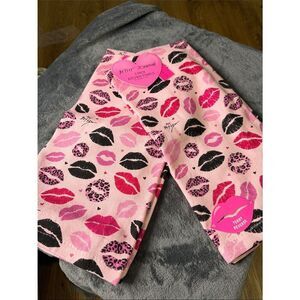 Betsey Johnson Pink Lip Print Kitchen Towels - 2 Pack